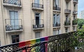 Lgy Bed & Breakfast Only Men-Solo Hombres